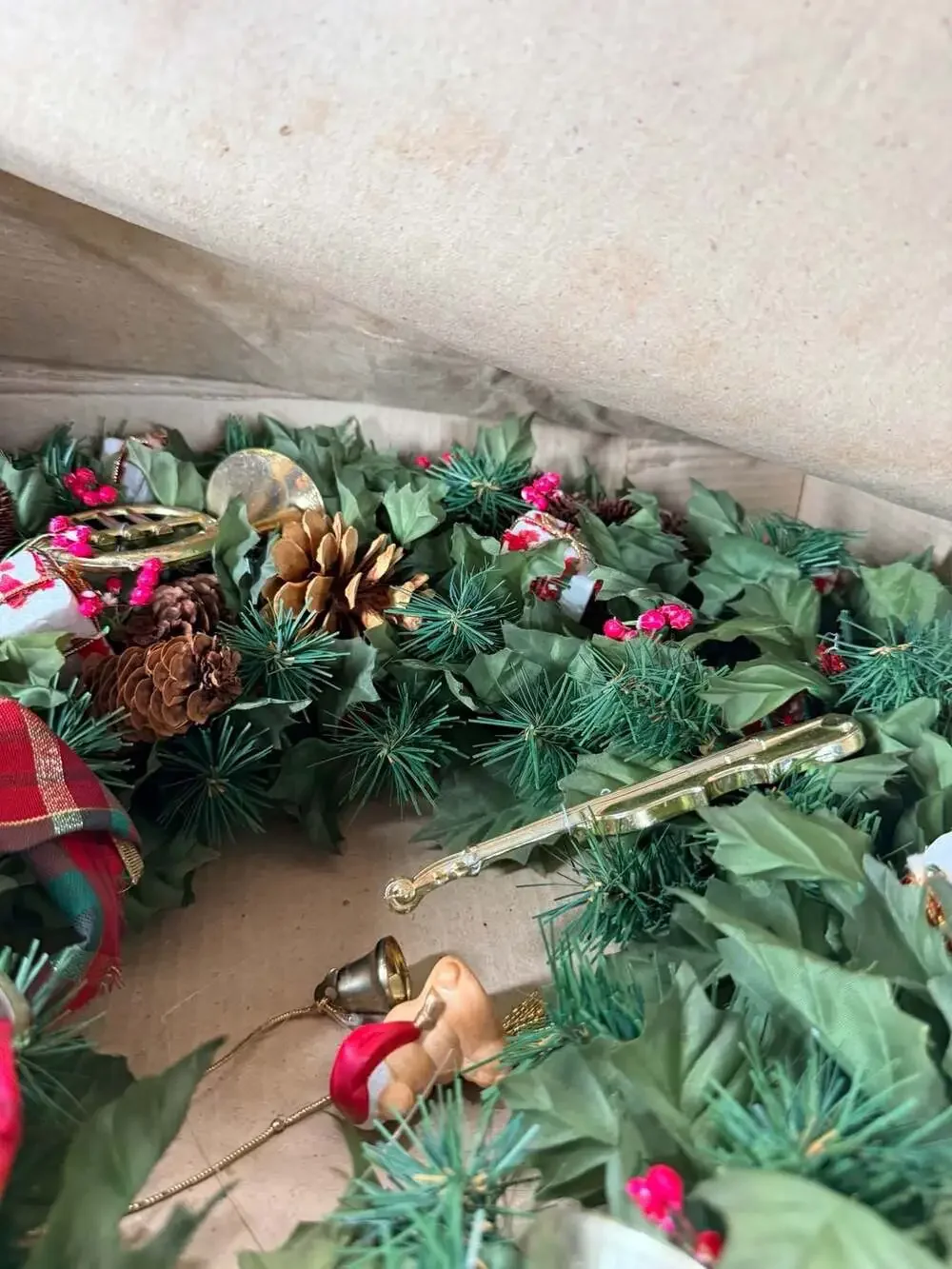 Vintage Christmas Around the World Symphony Plaid Wreath with Musical Instrument
